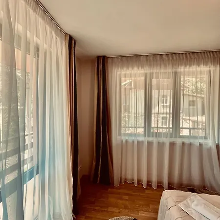 Pensiunea Roua Bed & Breakfast Sinaia